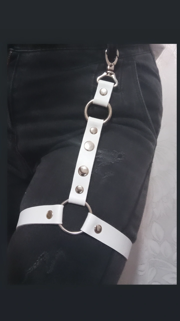 D-ring leg harness